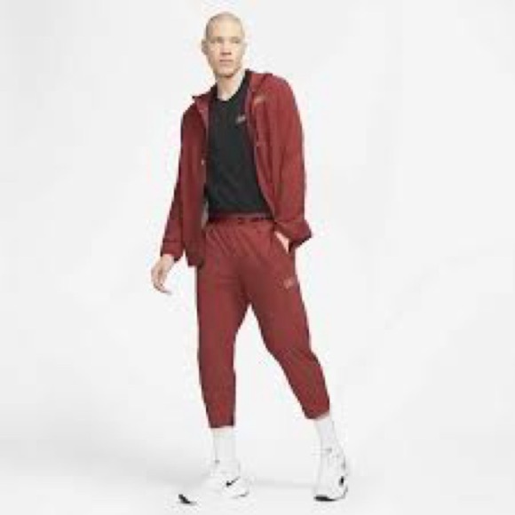 Nike Other - Nike Sport Clash 3/4 Pants Size Large EUC